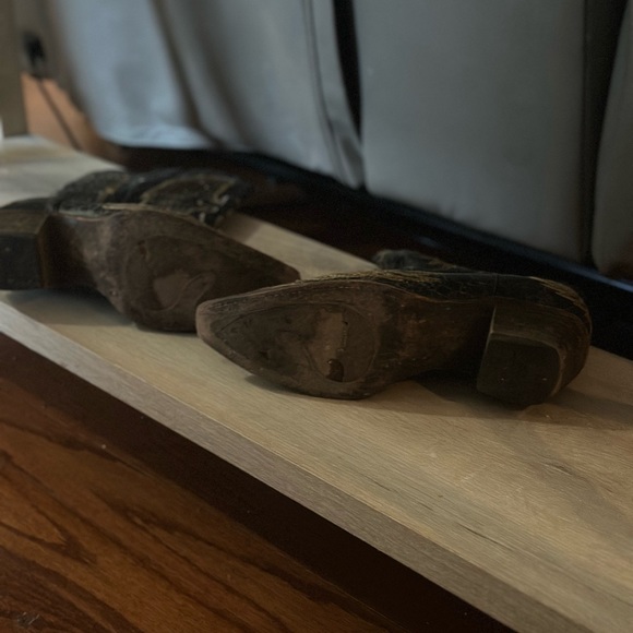 Corral black gold leather wings cross A1967 snip toe cowboy boots size 10 - Picture 3 of 4